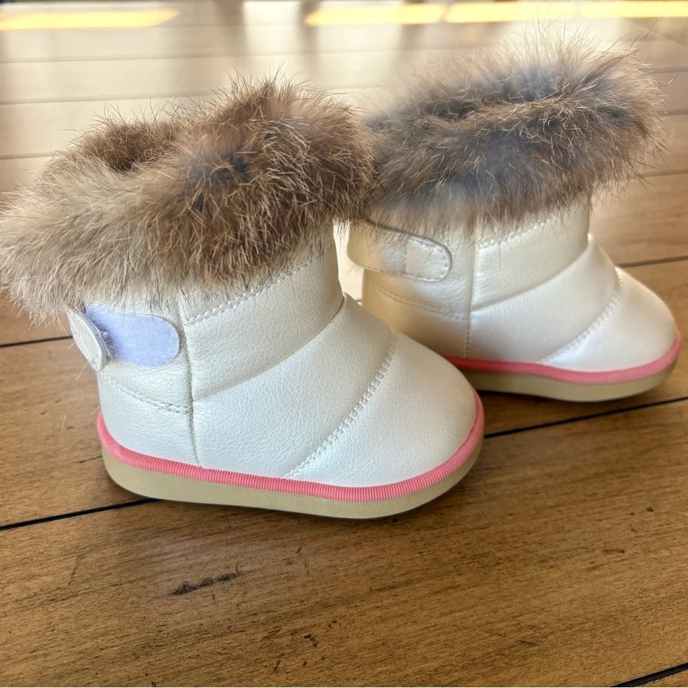 KVbaby Fur Lined Snow Boots, Size 5 - Picture 3 of 4